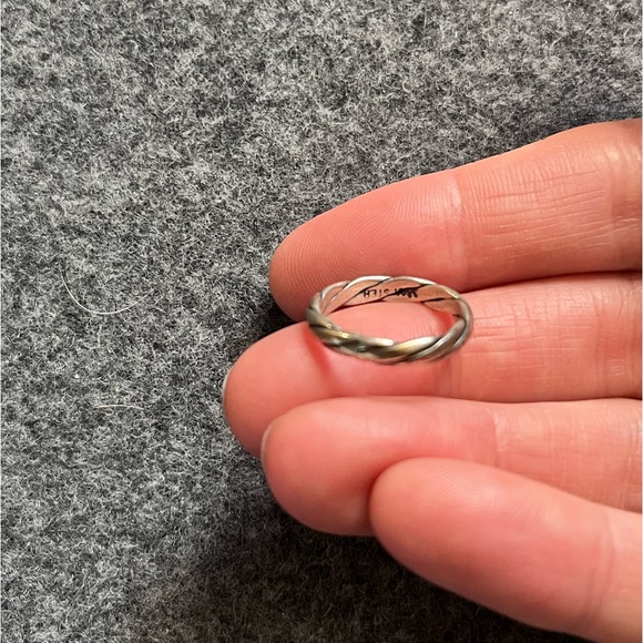 Sterling silver braid ring - Picture 2 of 4